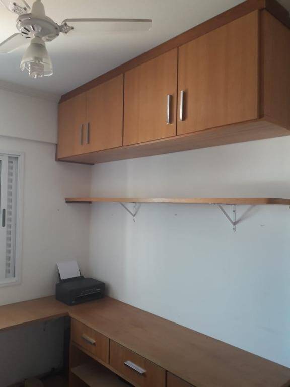 Apartamento à venda com 3 quartos, 98m² - Foto 15