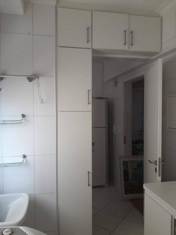 Apartamento à venda com 3 quartos, 98m² - Foto 23