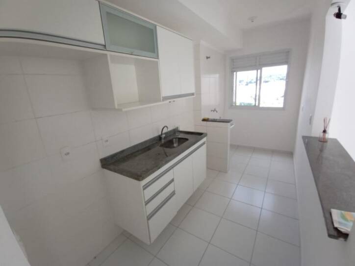 Apartamento à venda com 3 quartos, 73m² - Foto 10