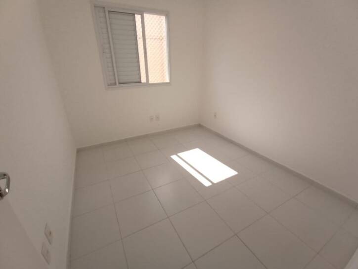 Apartamento à venda com 3 quartos, 73m² - Foto 11