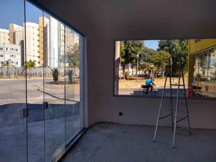 Loja-Salão para alugar, 102m² - Foto 1