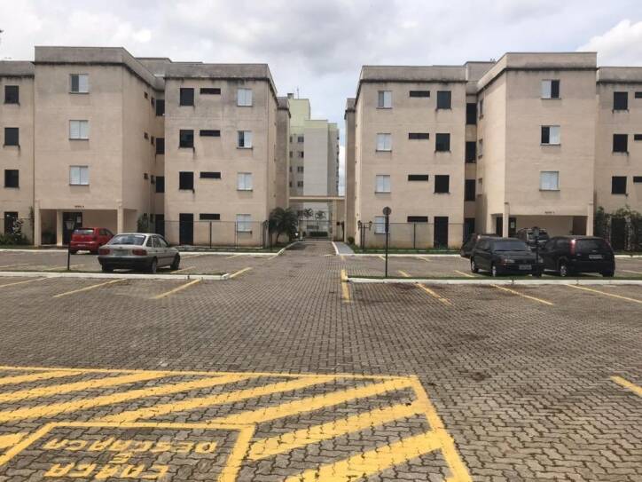 Apartamento à venda com 3 quartos, 77m² - Foto 1