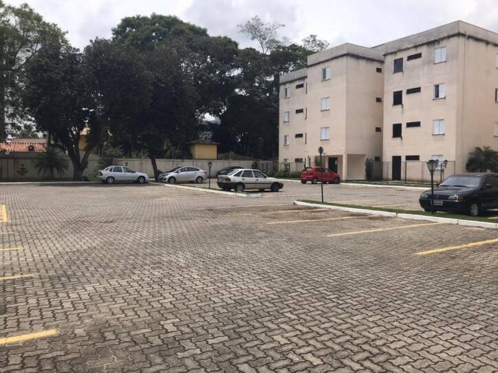 Apartamento à venda com 3 quartos, 77m² - Foto 2