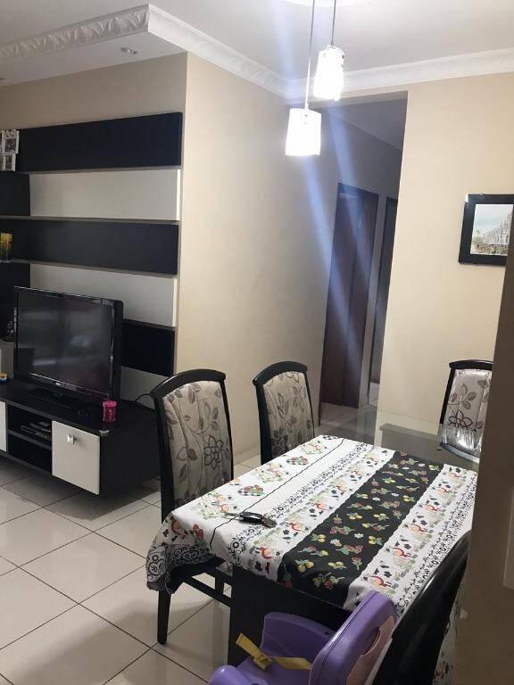 Apartamento à venda com 3 quartos, 77m² - Foto 4