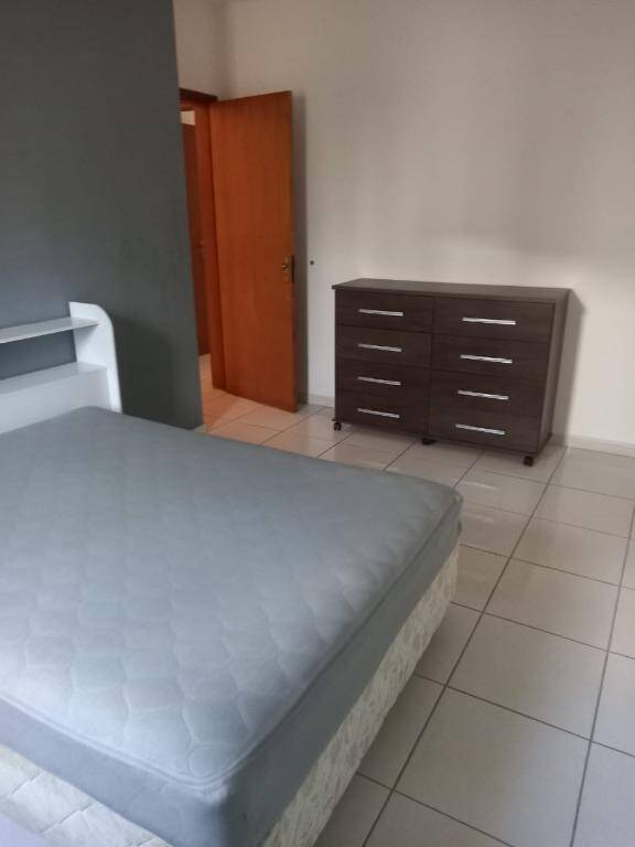 Apartamento à venda com 2 quartos, 62m² - Foto 6