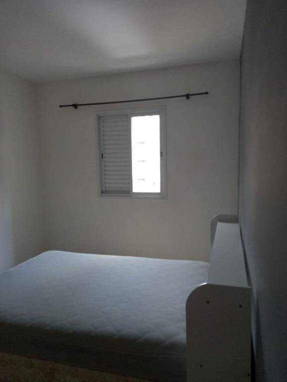 Apartamento à venda com 2 quartos, 62m² - Foto 7