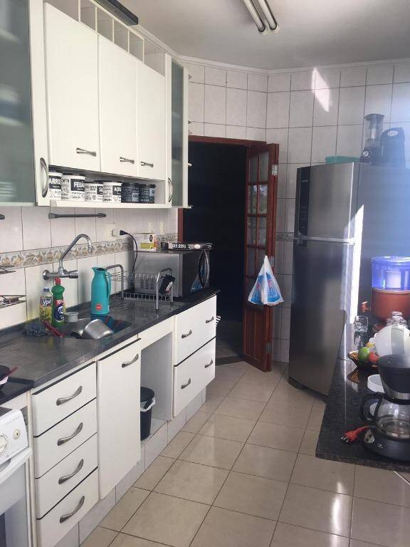 Apartamento à venda com 2 quartos, 60m² - Foto 4