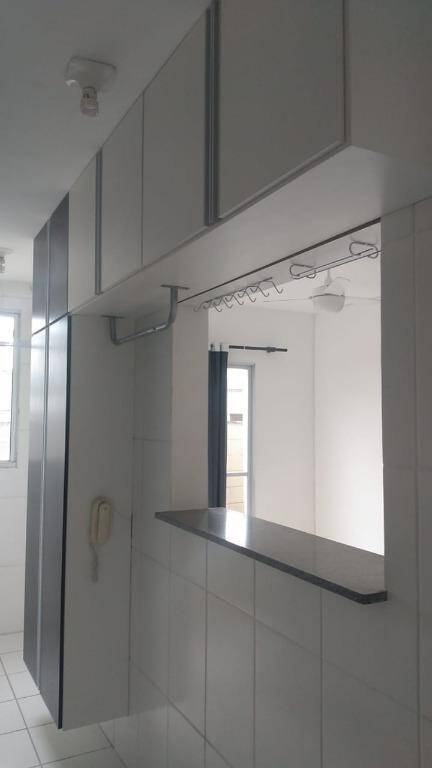 Apartamento para alugar com 2 quartos, 57m² - Foto 7