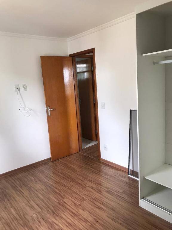 Apartamento à venda com 3 quartos, 76m² - Foto 7