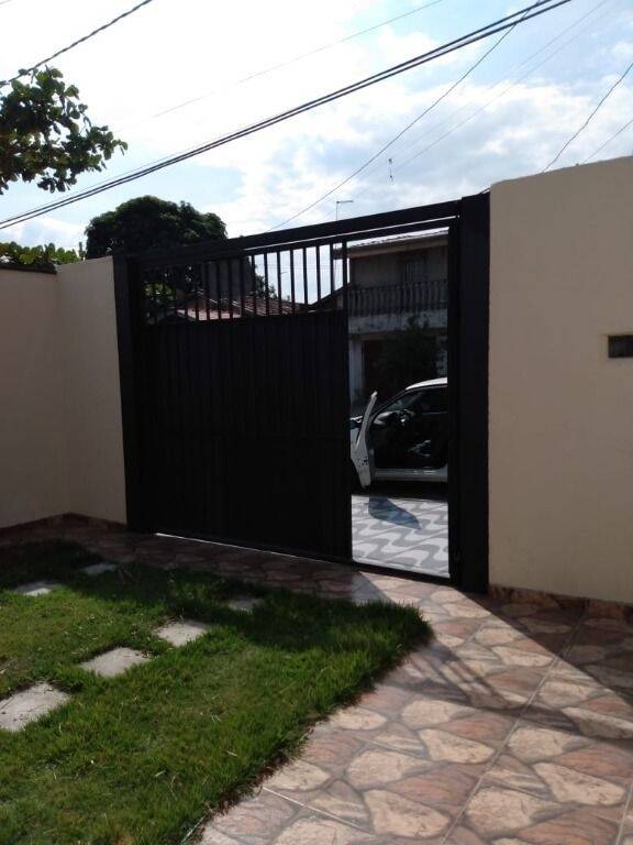 Casa à venda com 2 quartos, 65m² - Foto 2