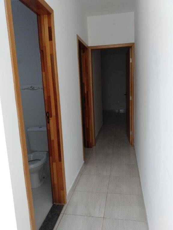 Casa à venda com 2 quartos, 65m² - Foto 7