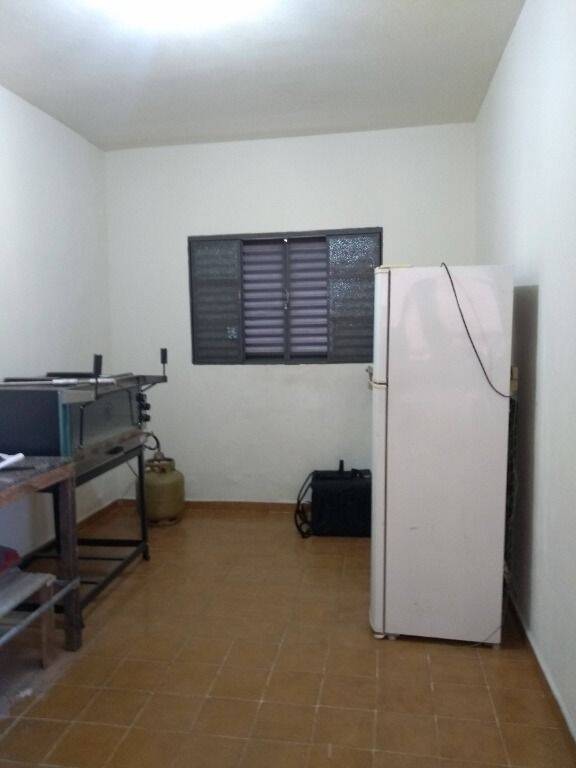 Casa à venda com 3 quartos, 200m² - Foto 21