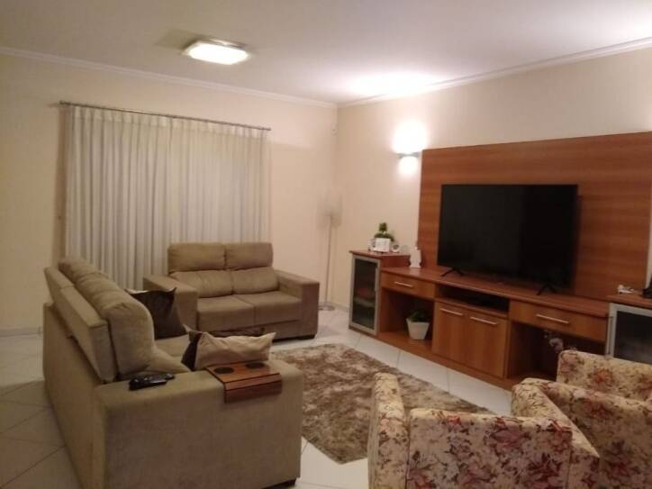 Sobrado, 3 quartos, 220 m² - Foto 1