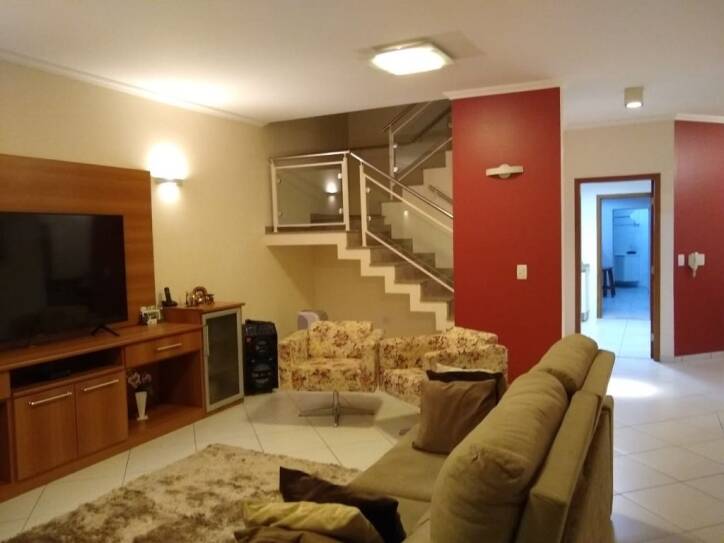 Sobrado, 3 quartos, 220 m² - Foto 2