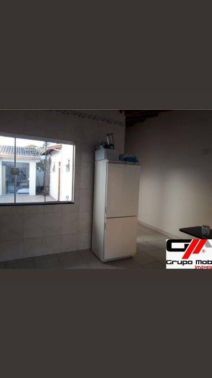 Casa à venda com 2 quartos, 170m² - Foto 18