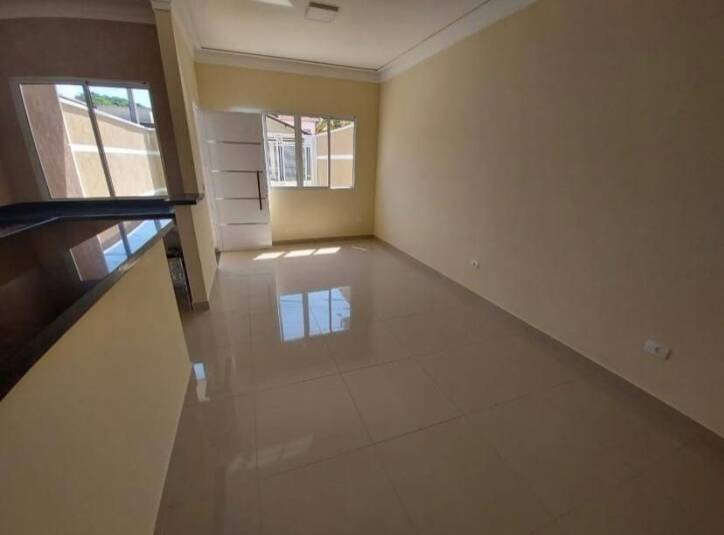 Casa à venda com 3 quartos, 82m² - Foto 3