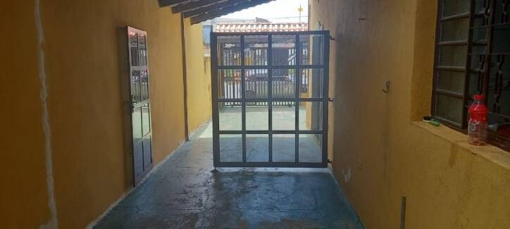 Sobrado à venda com 4 quartos, 130m² - Foto 2