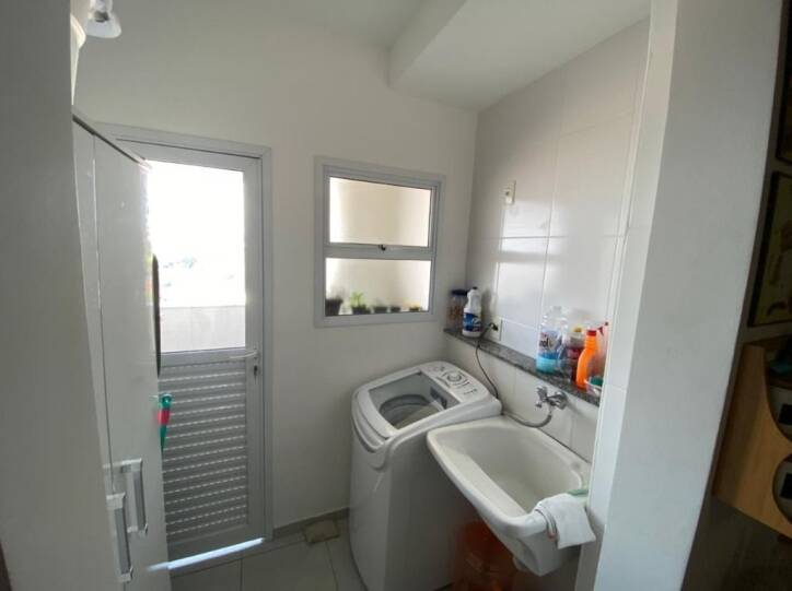 Apartamento à venda com 2 quartos, 80m² - Foto 17