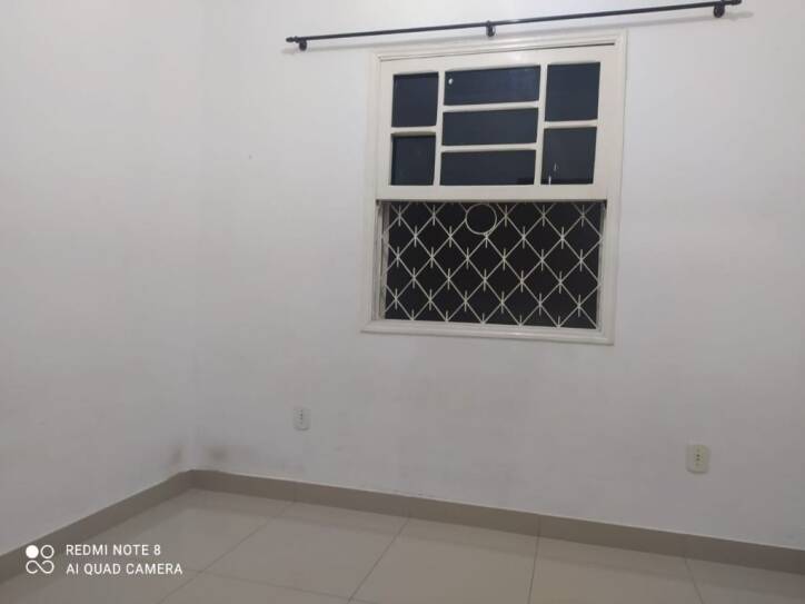 Casa à venda com 4 quartos, 200m² - Foto 5