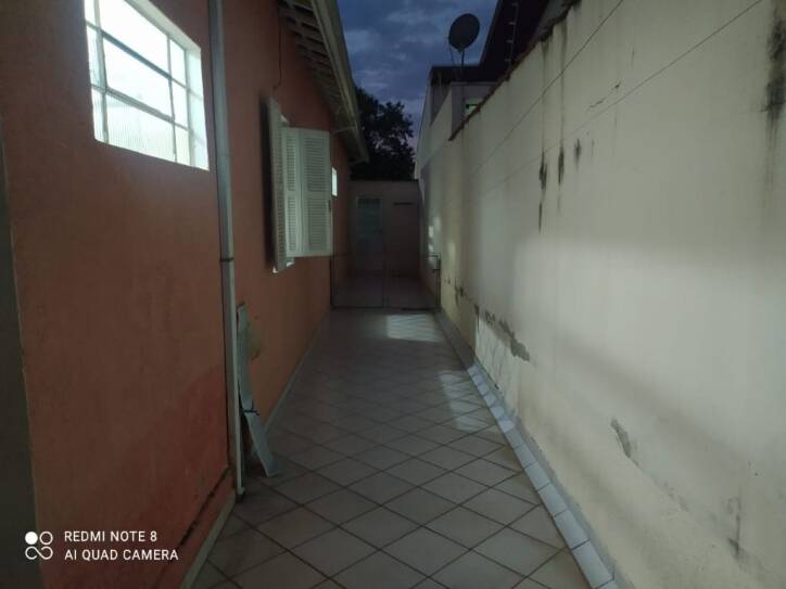 Casa à venda com 4 quartos, 200m² - Foto 10