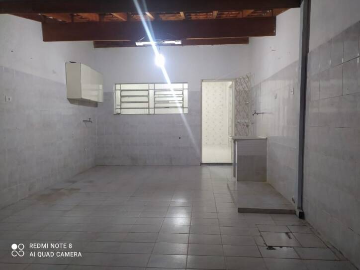 Casa à venda com 4 quartos, 200m² - Foto 16