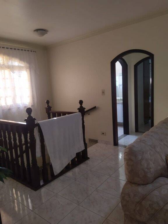 Sobrado à venda com 4 quartos, 240m² - Foto 7