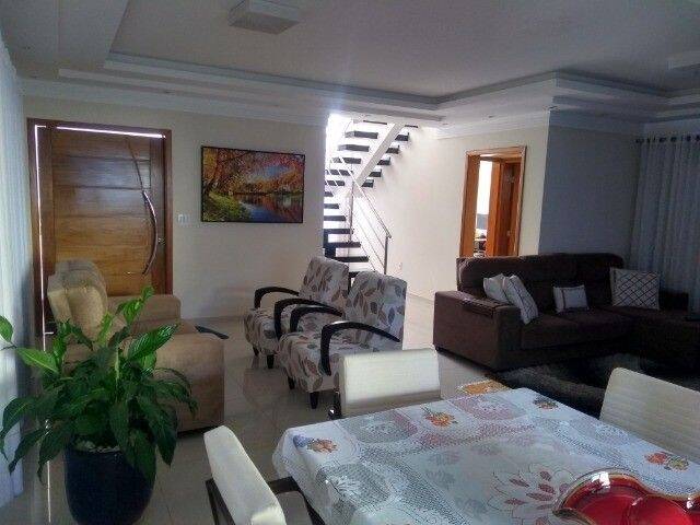 Sobrado, 3 quartos, 255 m² - Foto 1