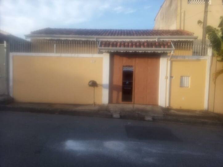 Casa à venda com 3 quartos, 150m² - Foto 2