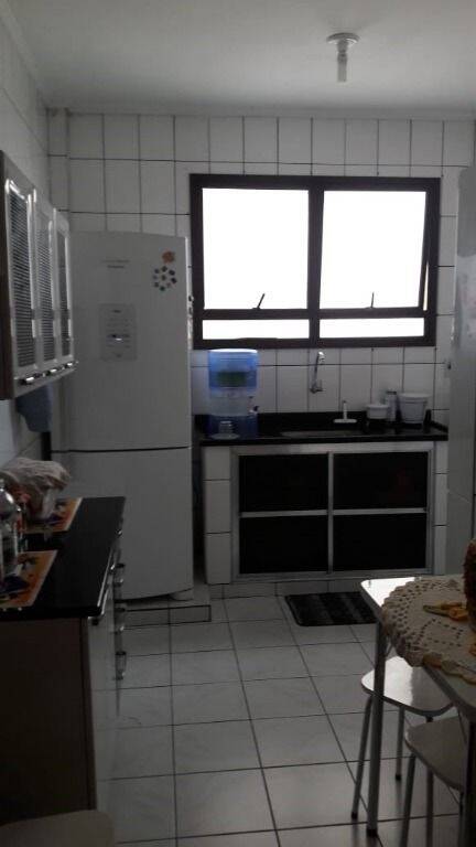 Apartamento à venda com 2 quartos, 73m² - Foto 9