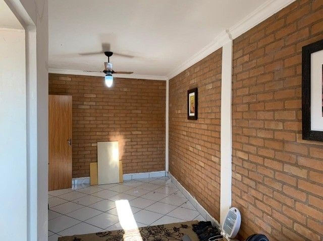 Casa para alugar com 6 quartos, 260m² - Foto 10