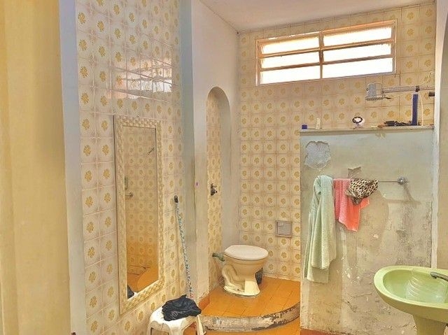 Casa para alugar com 6 quartos, 260m² - Foto 17