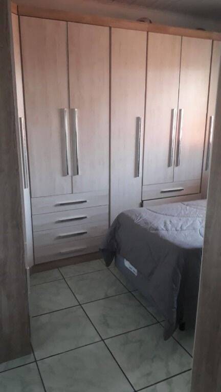 Casa à venda com 5 quartos, 200m² - Foto 10