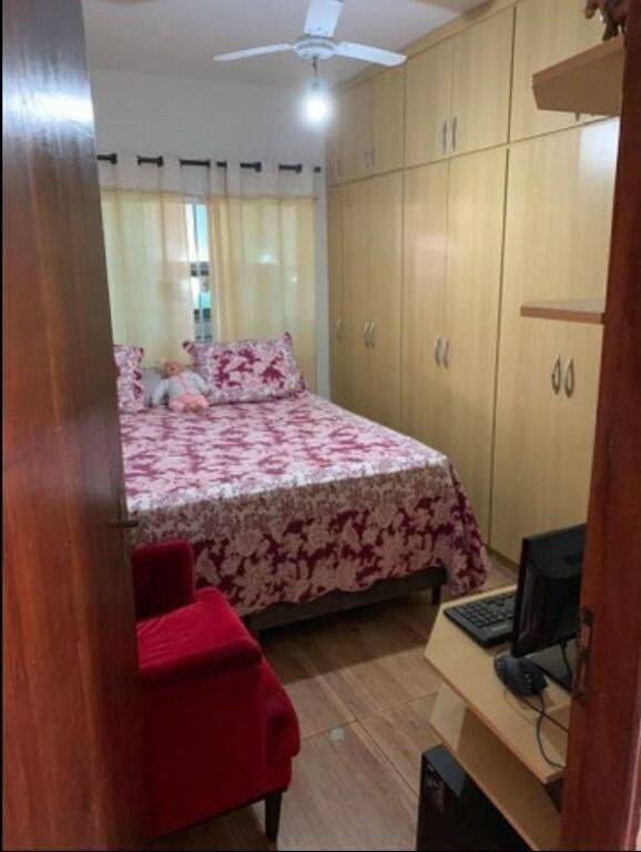 Casa à venda com 5 quartos, 200m² - Foto 24