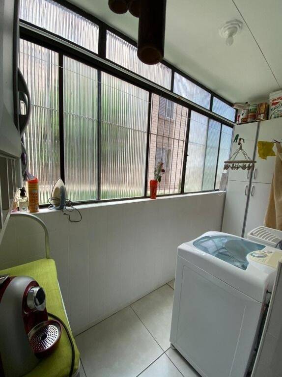 Apartamento à venda com 2 quartos, 66m² - Foto 8