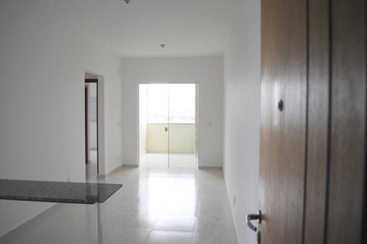 Apartamento à venda com 2 quartos, 68m² - Foto 11