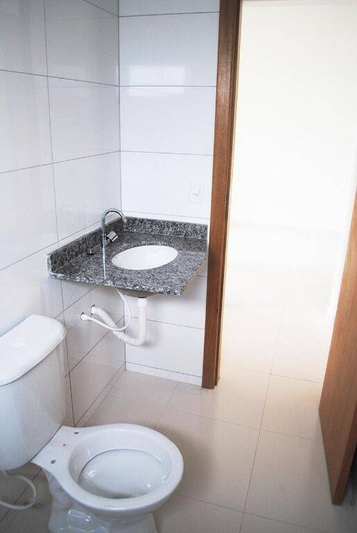 Apartamento à venda com 2 quartos, 68m² - Foto 17