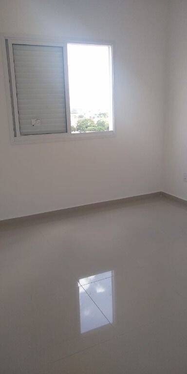 Apartamento à venda com 2 quartos, 75m² - Foto 10