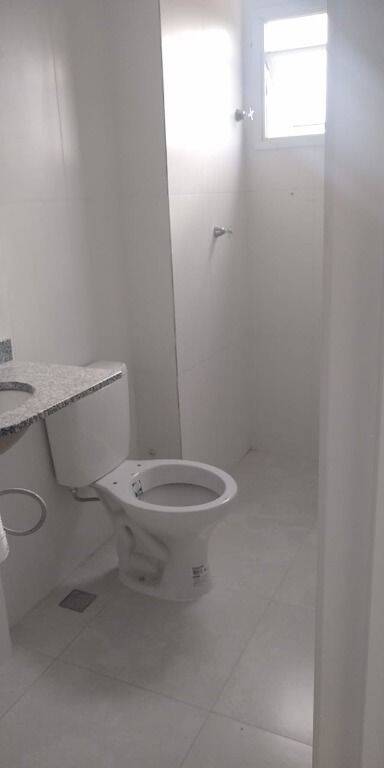 Apartamento à venda com 2 quartos, 75m² - Foto 11