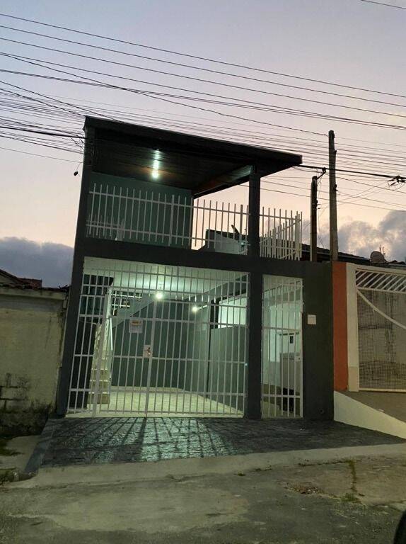 Sobrado à venda com 2 quartos, 201m² - Foto 1