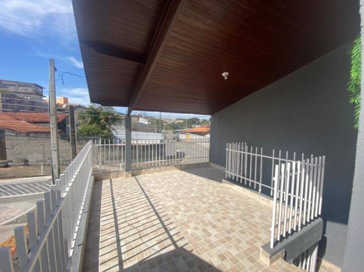 Sobrado à venda com 2 quartos, 201m² - Foto 4