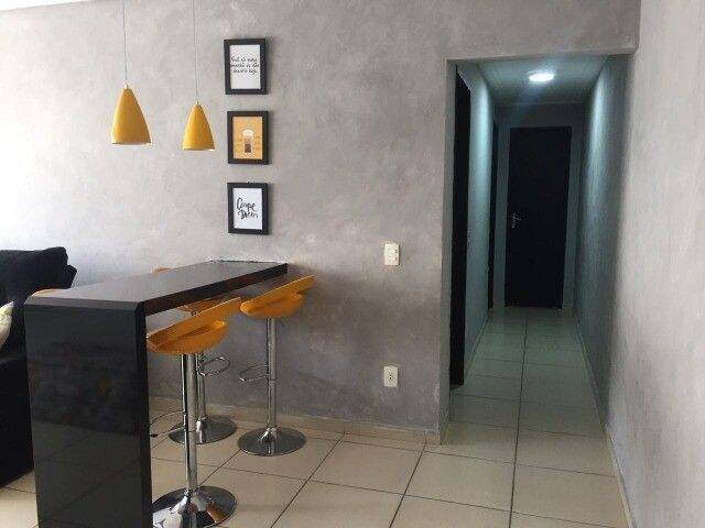 Apartamento à venda com 2 quartos, 68m² - Foto 2