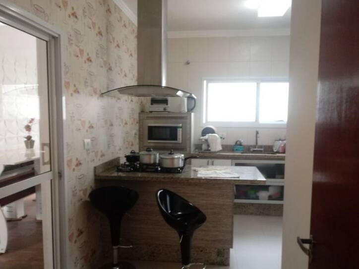 Casa à venda com 3 quartos, 203m² - Foto 18