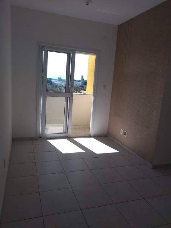 Apartamento à venda com 2 quartos, 58m² - Foto 6