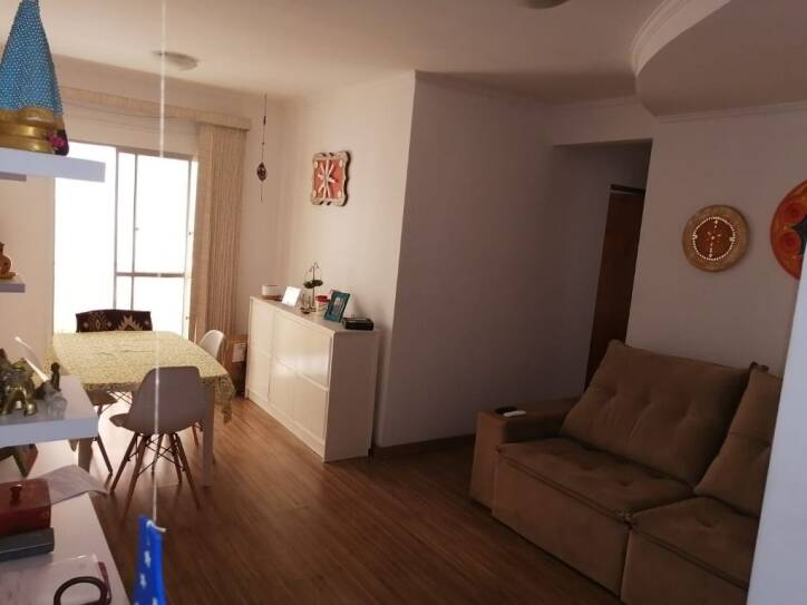 Apartamento à venda com 3 quartos, 81m² - Foto 1