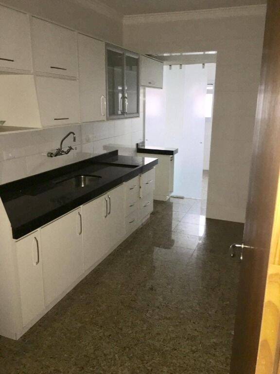 Apartamento à venda com 3 quartos, 127m² - Foto 5