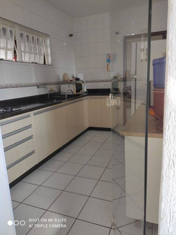 Sobrado à venda com 3 quartos, 219m² - Foto 6