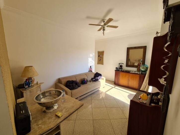 Apartamento à venda com 3 quartos, 74m² - Foto 1