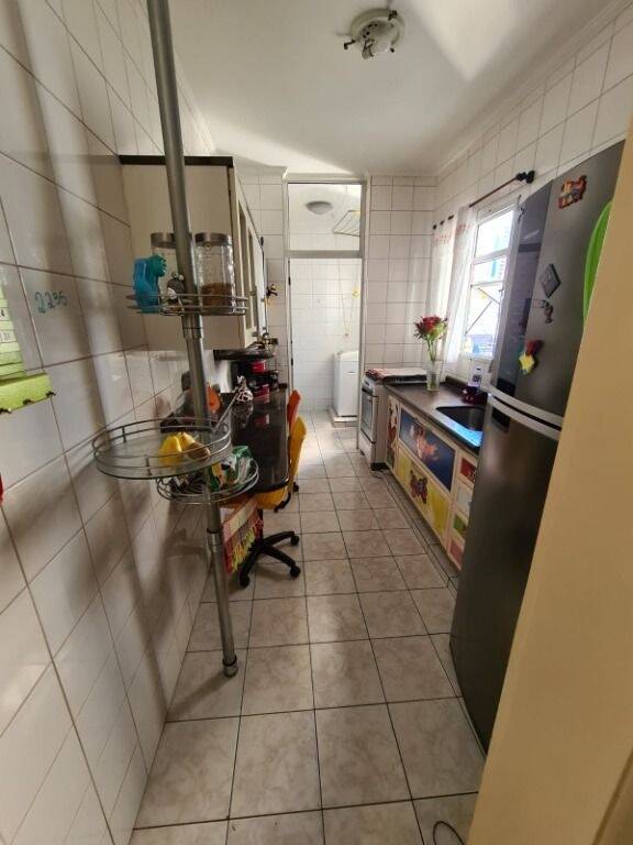 Apartamento à venda com 3 quartos, 74m² - Foto 3