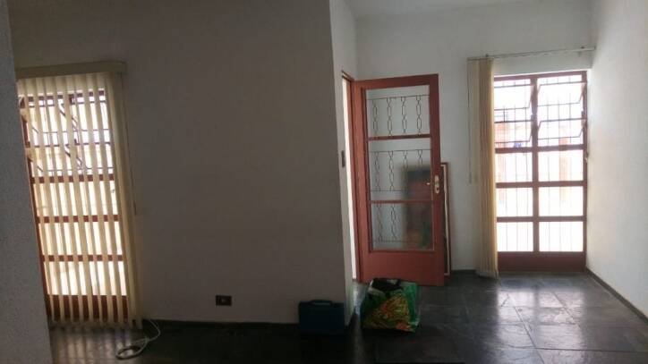 Casa à venda com 4 quartos, 120m² - Foto 2