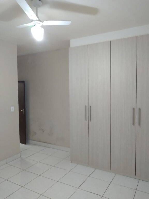 Casa à venda com 2 quartos, 120m² - Foto 9